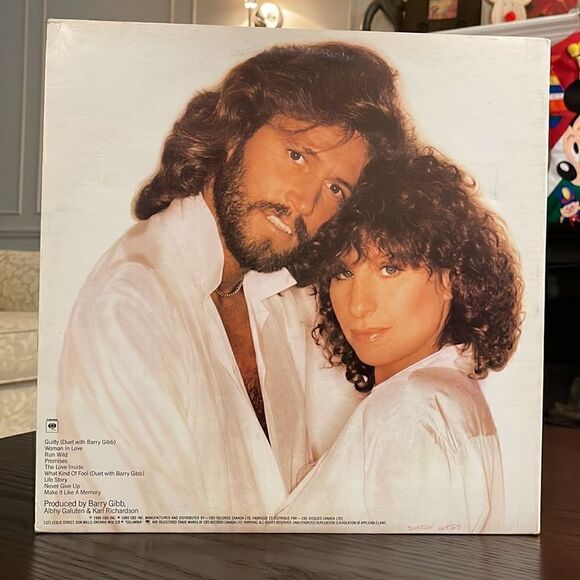 Lot of 2 Barbra Streisand Vinyl Records Guilty with Barry Gibb and Superman EUC - Picture 6 of 14